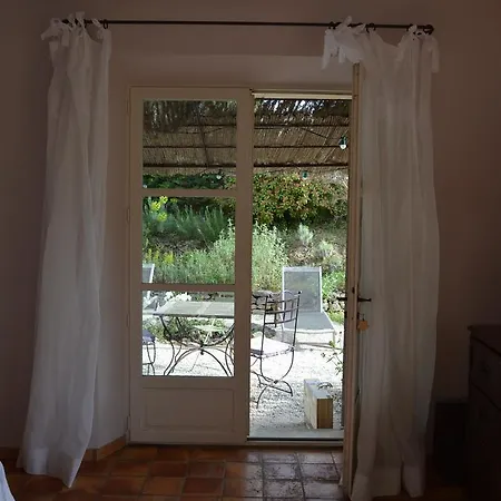Mas Des Etoiles-luberon Bed and Breakfast 3*