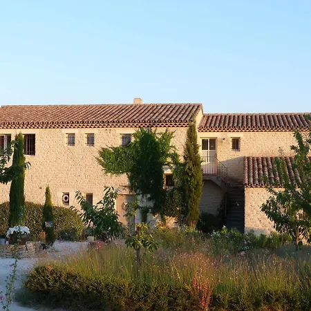 Mas Des Etoiles-luberon Bed and Breakfast